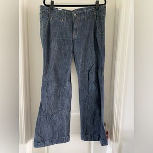 Cute wide-leg jeans!